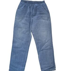 Light Wash Denim Mom Jeans